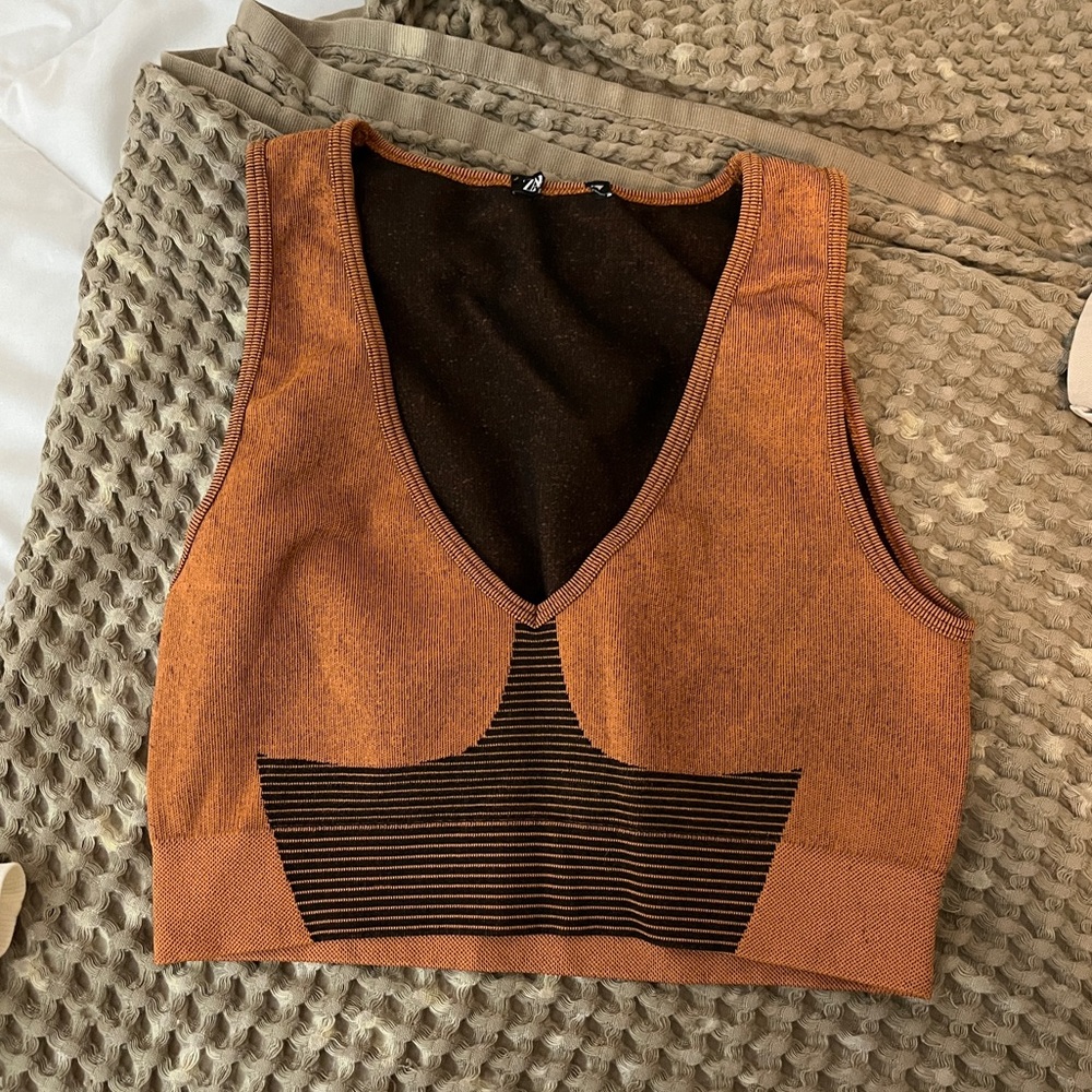 Zara work out top